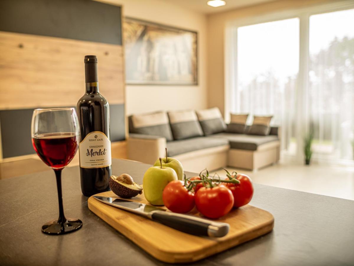Panorama Superior Apartments - Pool, Garden, Parking 발라톤알마디 외부 사진